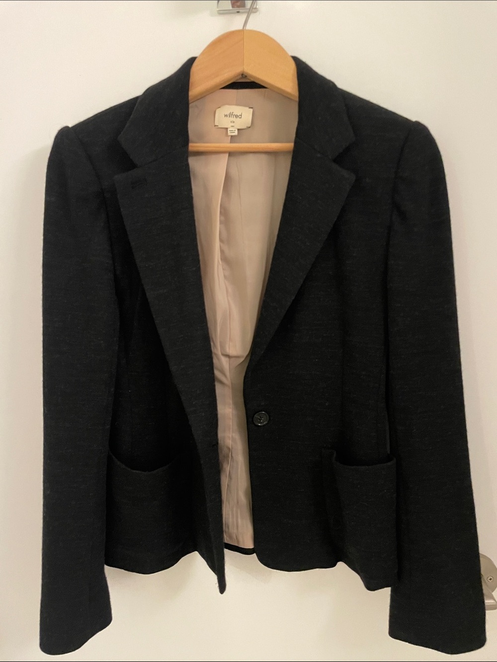 Wilfred Black Single-Button Blazer with Beige Lining